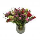 Boeket "Mon Chérie" met een romantische uitstraling en subtiele bloemkleuren.  